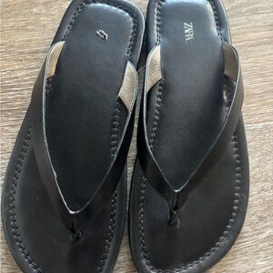 ZARA Black Flip Flop Sandals with Subtle Tan Accent